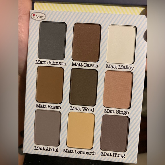 TheBalm Meet Matt(e) Nude palette - Picture 2 of 4